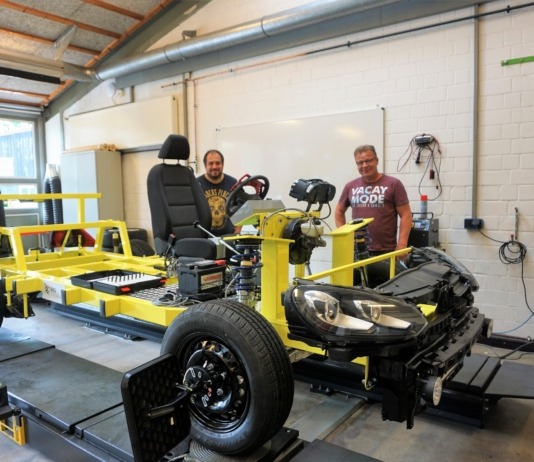 Schüler bekommen Röntgenblick ins Fahrzeug
